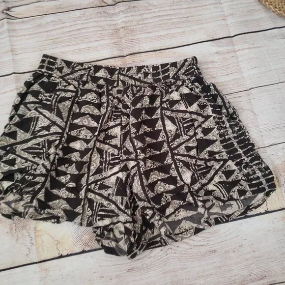 MOSSIMO geometric boho comfy shorts S - Picture 1 of 4